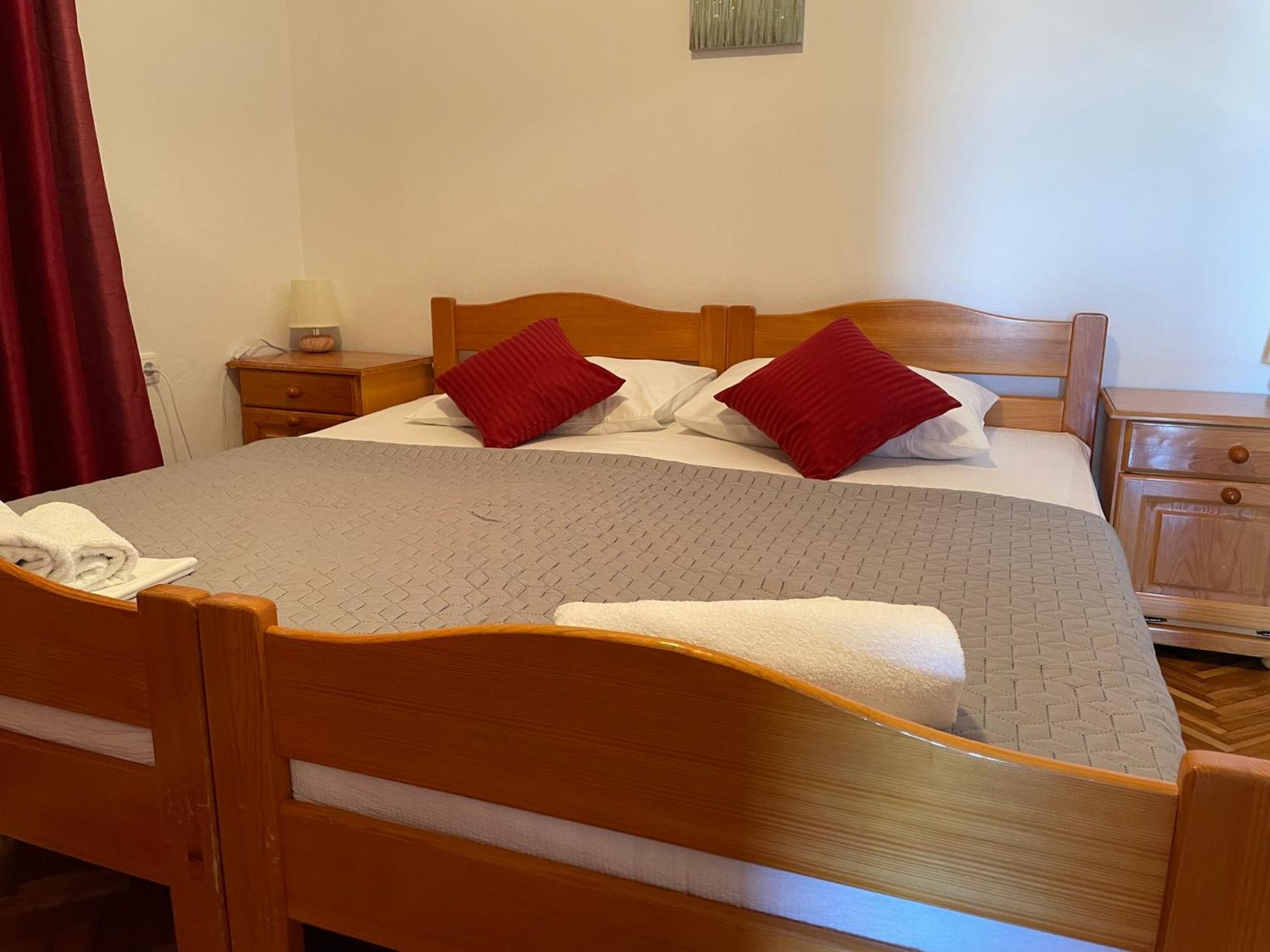 Apartments Ljiljana Klek Εξωτερικό φωτογραφία